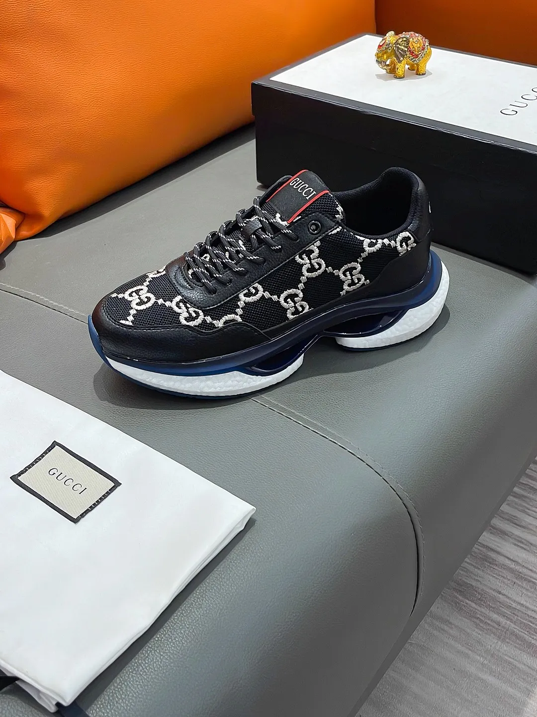 Men's shoes GUCCI "Gucci" P440 Regular size: 38-44 (casual shoes) Product materials: Selected cowhide upper, soft sheepskin lining; original outsole.